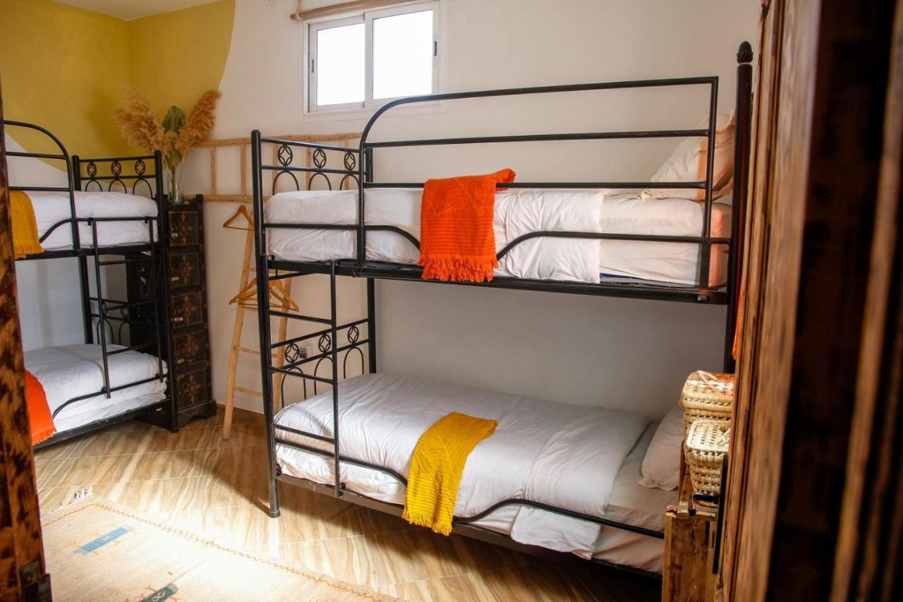 Amayour Surf Hostel 塔哈佐特 外观 照片