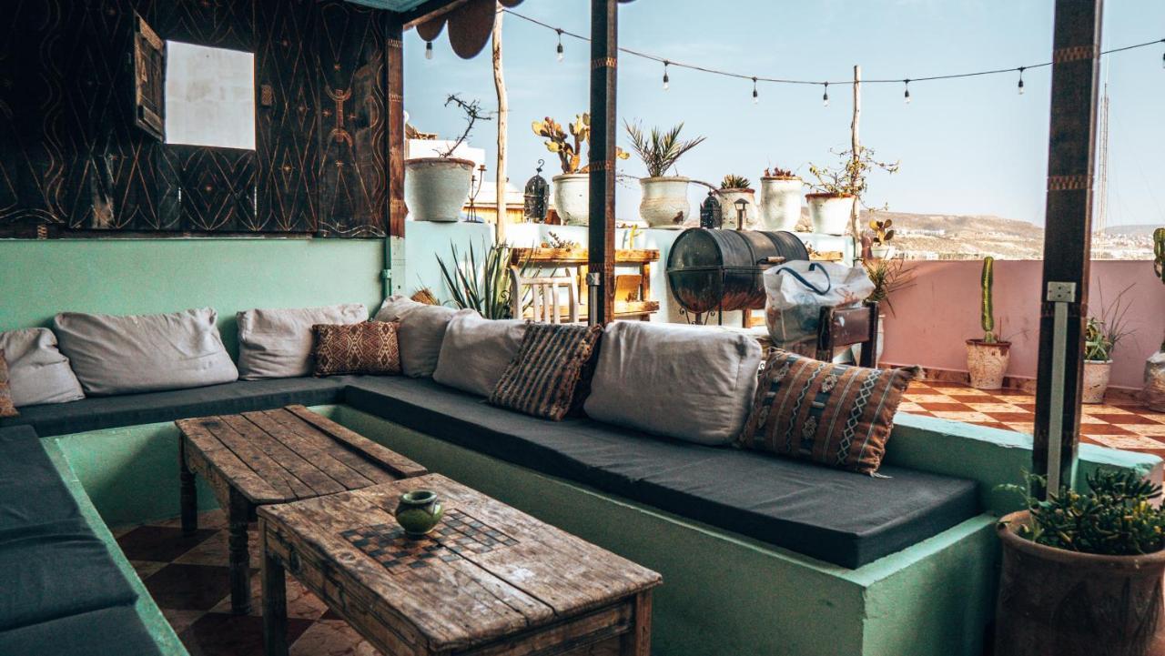 Amayour Surf Hostel 塔哈佐特 外观 照片