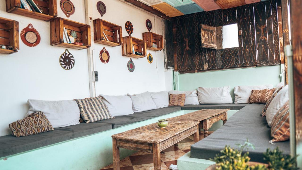 Amayour Surf Hostel 塔哈佐特 外观 照片