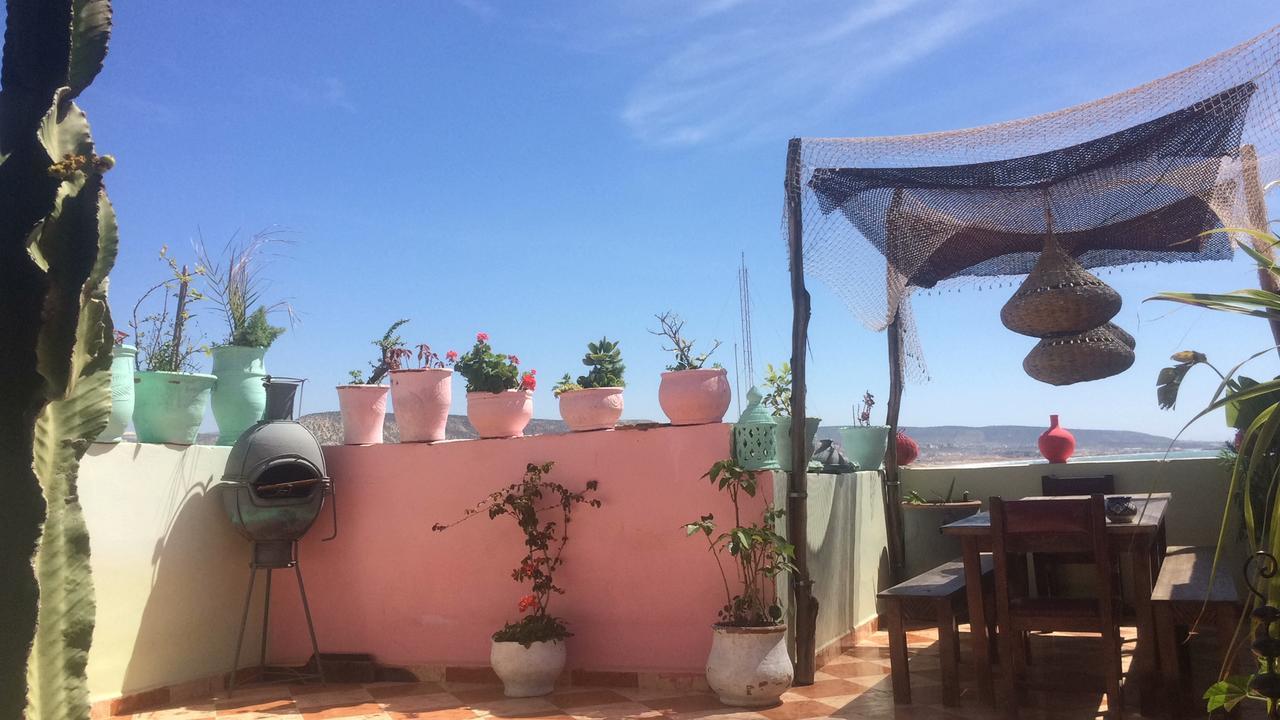 Amayour Surf Hostel 塔哈佐特 外观 照片